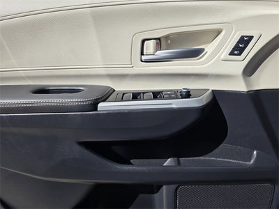 2025 Toyota Sienna Platinum 7 Passenger