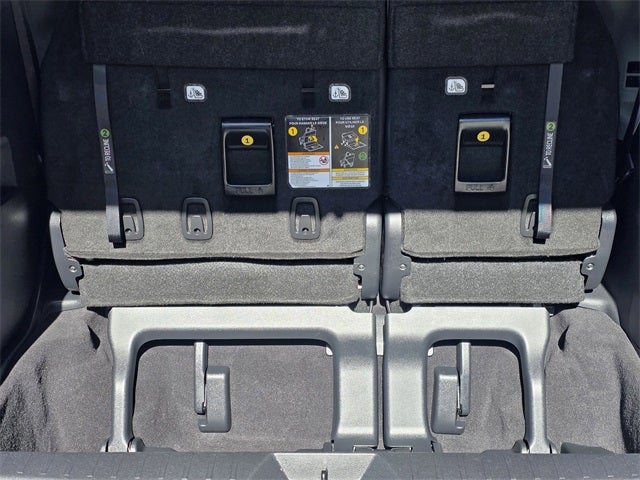 2025 Toyota Sienna Platinum 7 Passenger