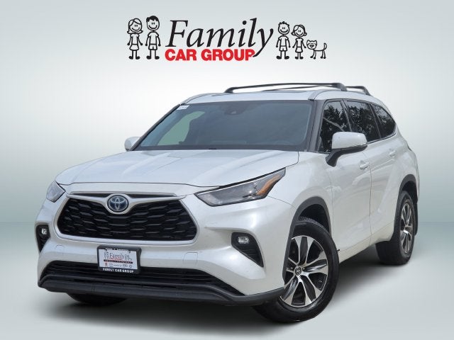 2022 Toyota Highlander Hybrid XLE