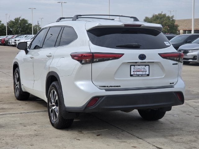 2022 Toyota Highlander Hybrid XLE