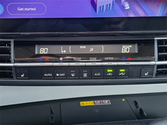 2025 Toyota Sienna XLE 8 Passenger