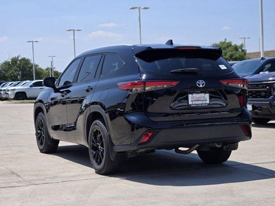 2023 Toyota Highlander XLE