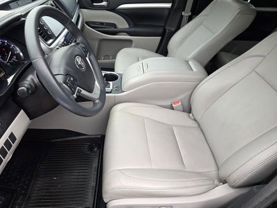 2016 Toyota Highlander XLE V6