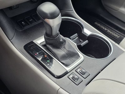 2016 Toyota Highlander XLE V6