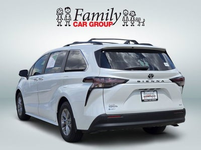 2026 Toyota Sienna XLE 8 Passenger