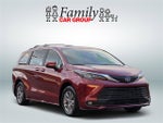 2025 Toyota Sienna XLE 8 Passenger