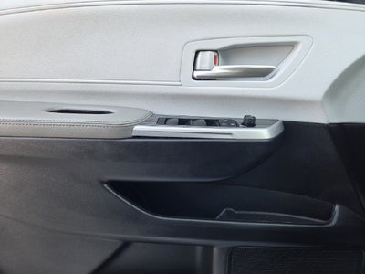 2025 Toyota Sienna XLE 8 Passenger