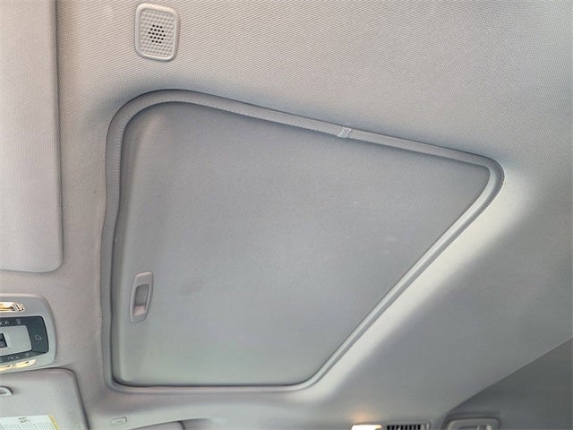 2025 Toyota Sienna XLE 8 Passenger