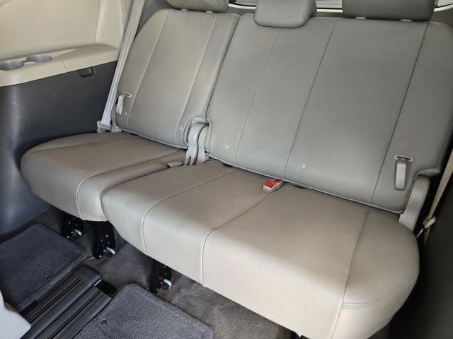 2017 Toyota Sienna XLE 8 Passenger