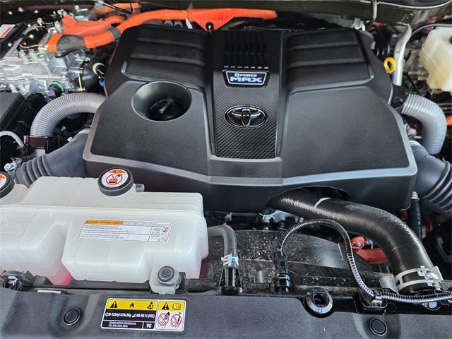 2025 Toyota Tundra Hybrid Platinum