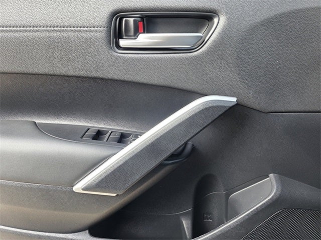 2025 Toyota Corolla Cross XLE