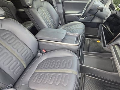 2025 Rivian R1S Adventure Dual Motor Standard Pack