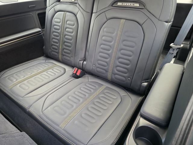 2025 Rivian R1S Adventure Dual Motor Standard Pack