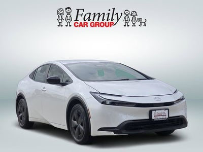 2025 Toyota Prius LE