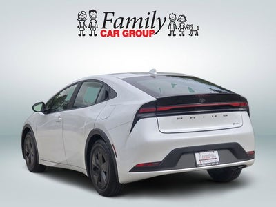 2025 Toyota Prius LE