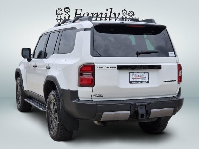 2027 Toyota Land Cruiser Base