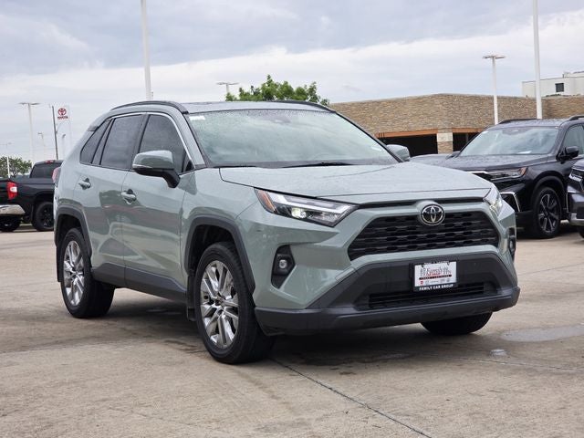 2022 Toyota RAV4 XLE Premium