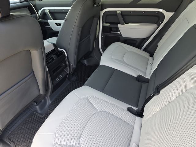 2026 Land Rover Defender 110 S