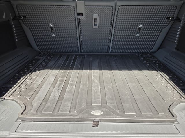 2026 Land Rover Defender 110 S