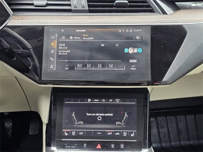 2022 Audi e-tron Premium Plus quattro