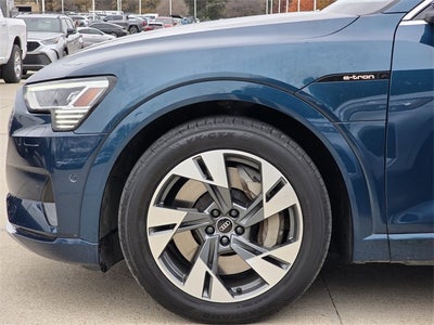 2022 Audi e-tron Premium Plus quattro