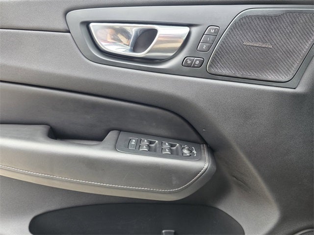 2021 Volvo XC60 T5 Inscription