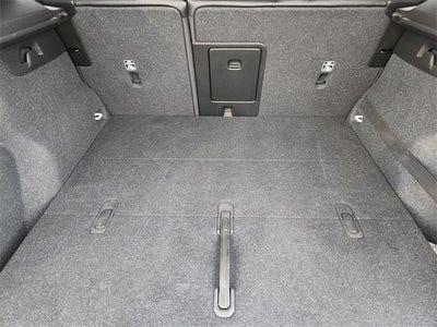 2020 Volvo XC40 R-Design