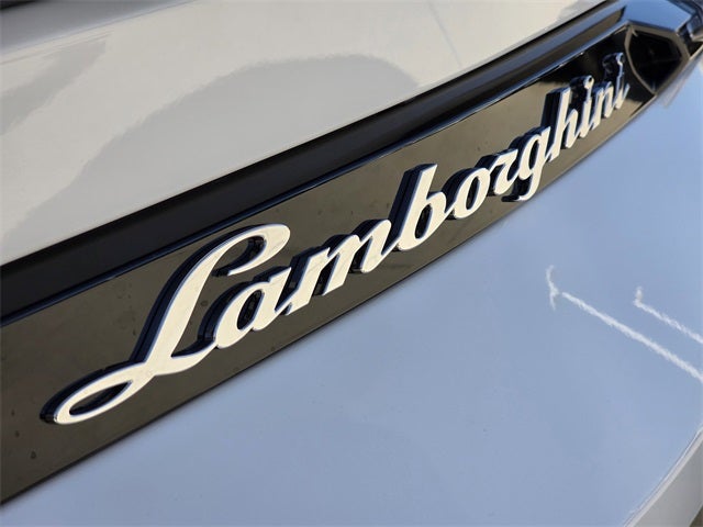 2024 Lamborghini Urus S