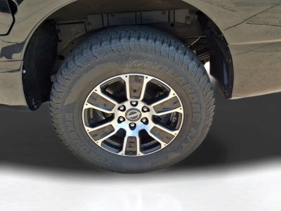 2023 Nissan Titan SV