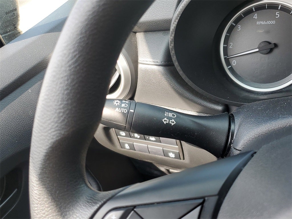 2024 Nissan Versa 1.6 S