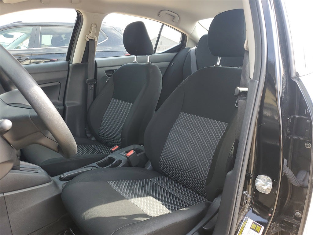 2024 Nissan Versa 1.6 S