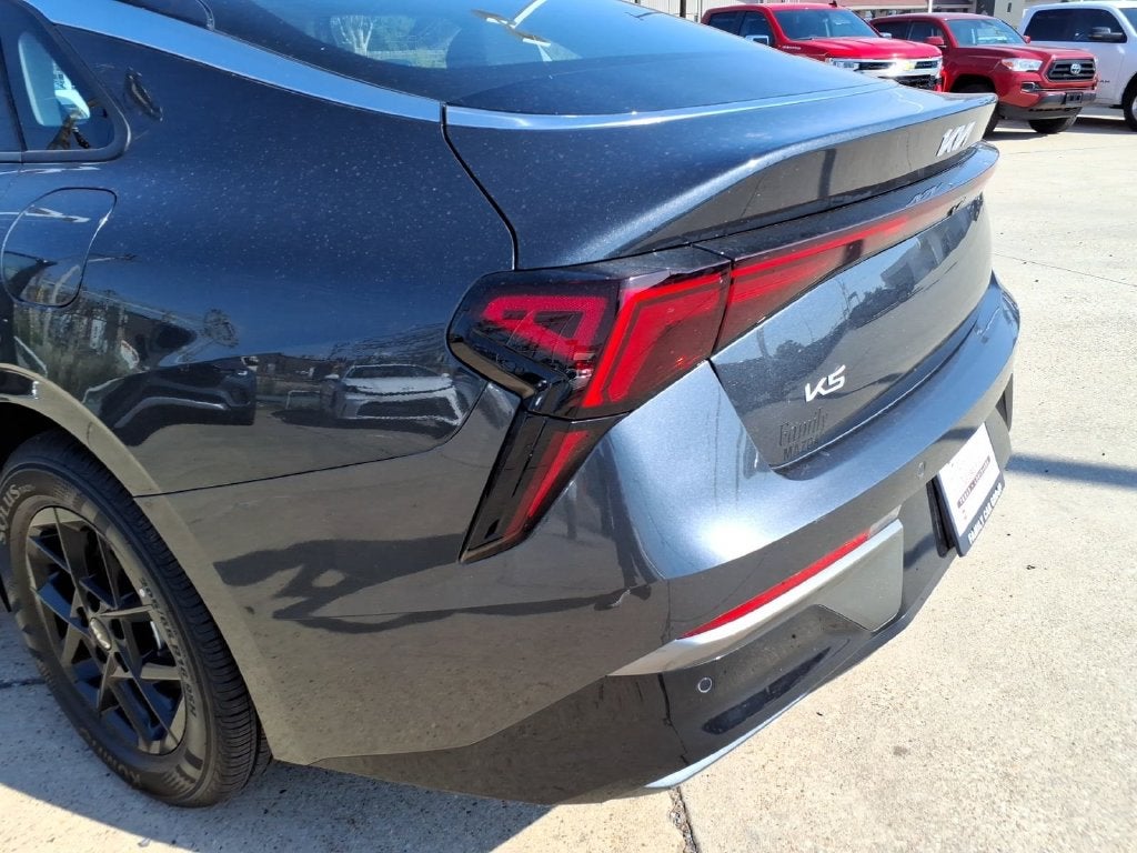 2026 Kia K5 LXS