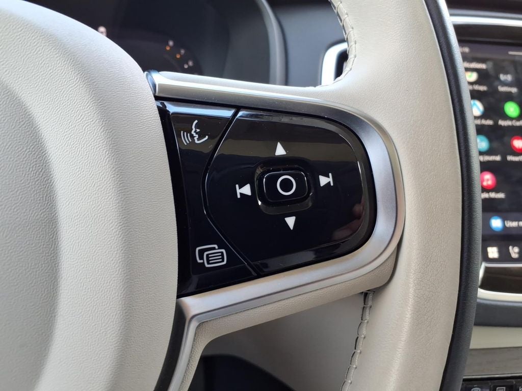 2025 Volvo XC90 B6 Ultra