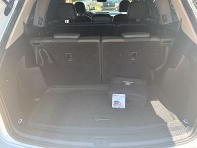 2023 Volkswagen Atlas 2.0T SE