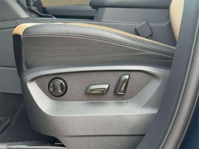 2023 Volkswagen Atlas Cross Sport 2.0T SE w/Technology