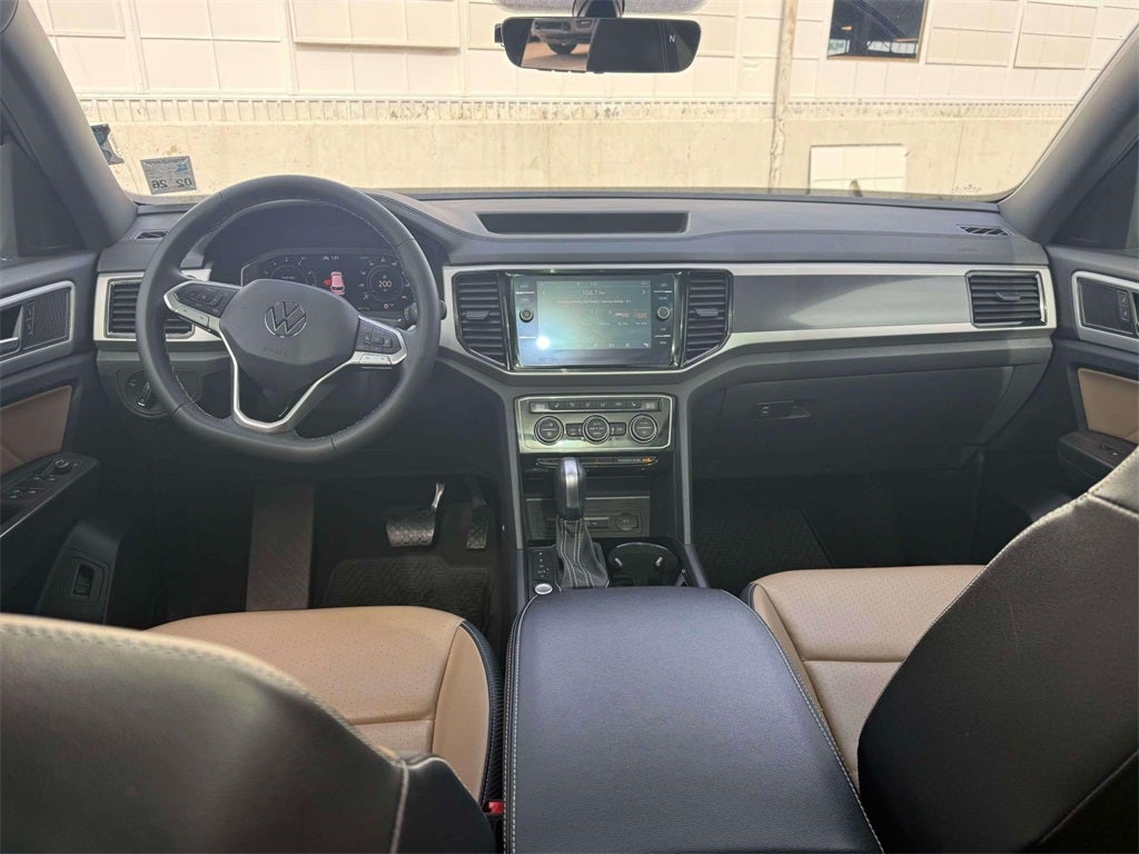 2023 Volkswagen Atlas Cross Sport 2.0T SE w/Technology