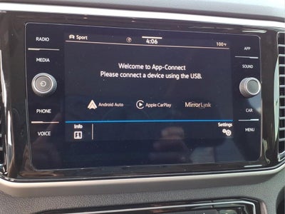 2022 Volkswagen Atlas 3.6L V6 SE w/Technology
