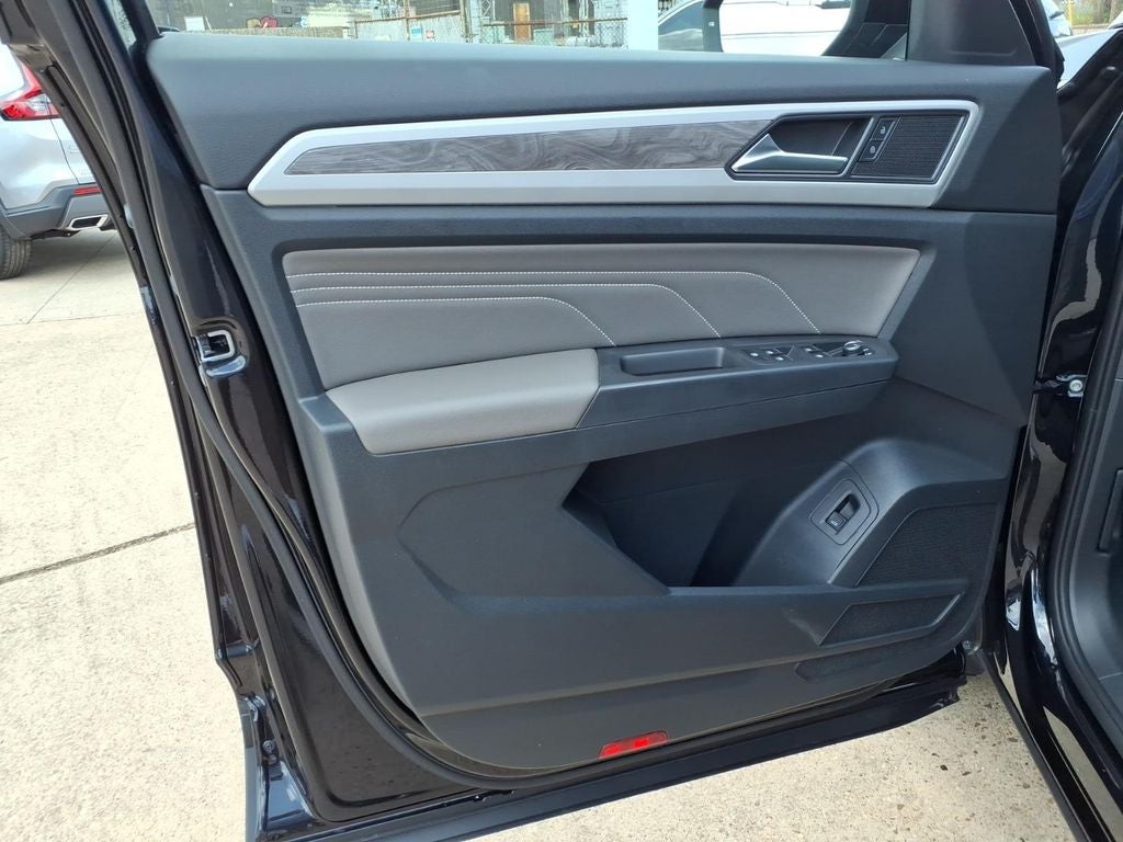 2023 Volkswagen Atlas Cross Sport 2.0T SE w/Technology