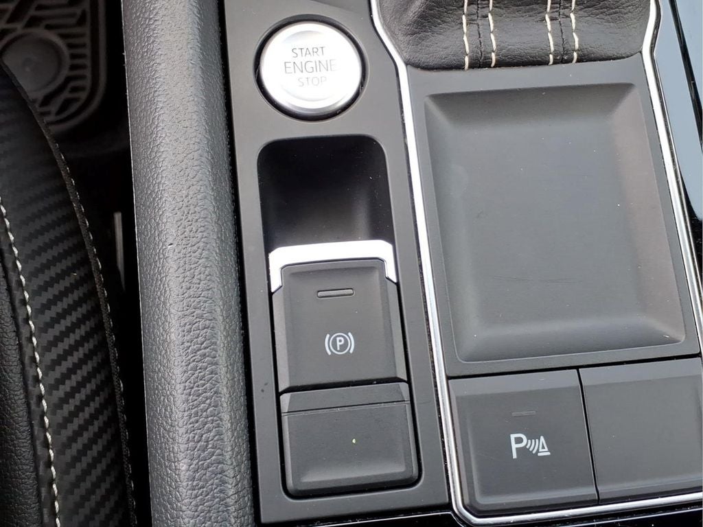 2023 Volkswagen Atlas Cross Sport 2.0T SE w/Technology