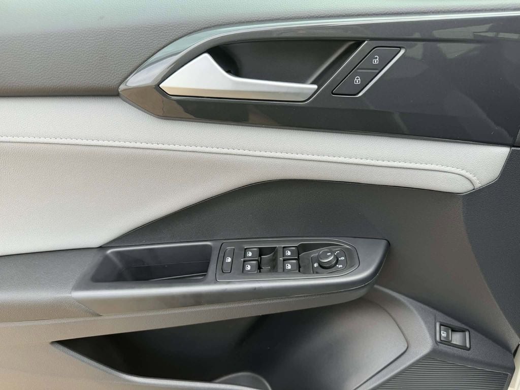 2023 Volkswagen Taos 1.5T SEL