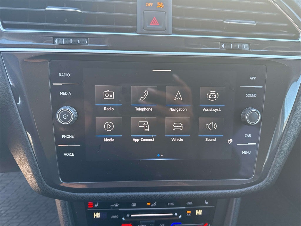 2024 Volkswagen Tiguan 2.0T SE