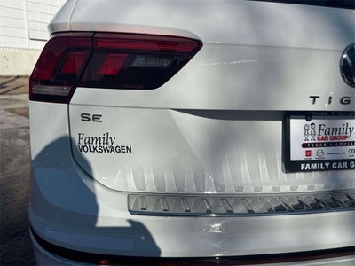 2022 Volkswagen Tiguan 2.0T SE R-Line Black