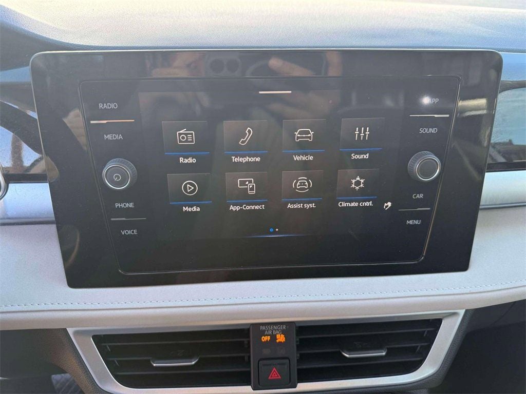 2025 Volkswagen Taos 1.5T SE