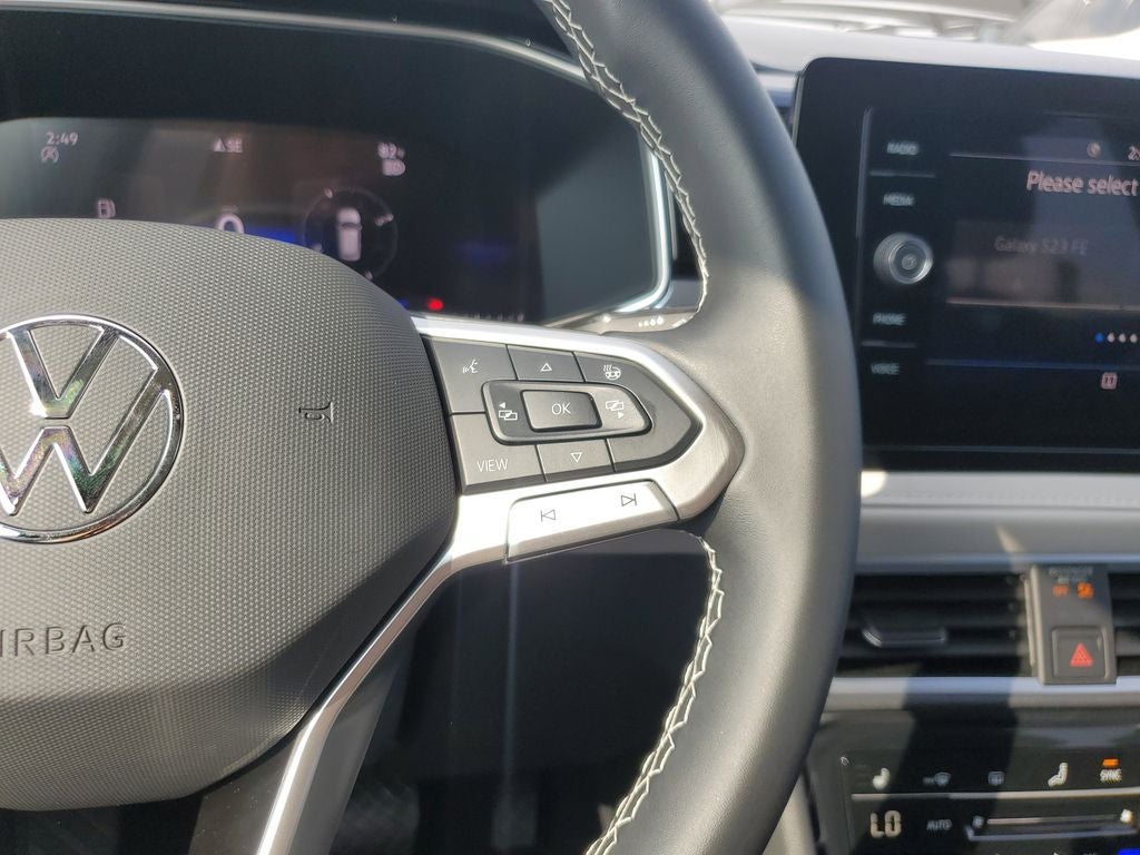 2025 Volkswagen Taos 1.5T SE