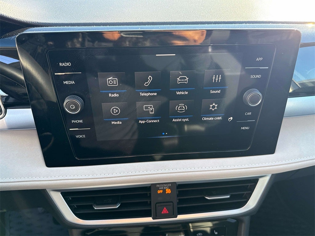 2025 Volkswagen Taos 1.5T SE