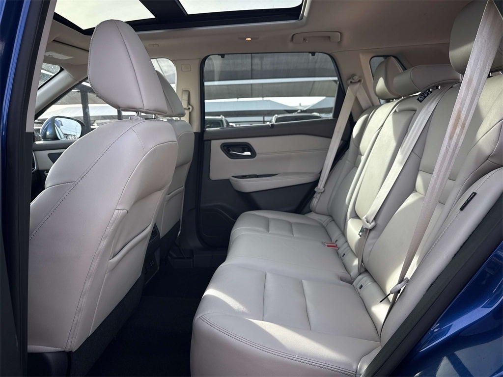 2022 Nissan Rogue SL