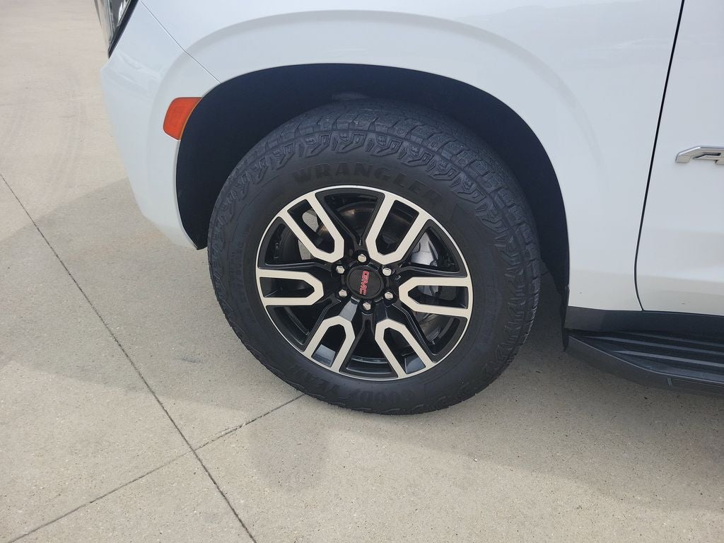 2024 GMC Yukon AT4