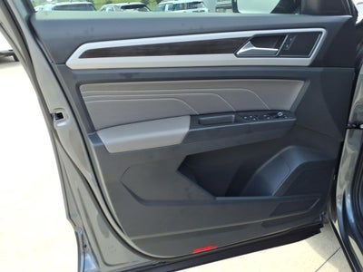 2022 Volkswagen Atlas 2.0T SE w/Technology
