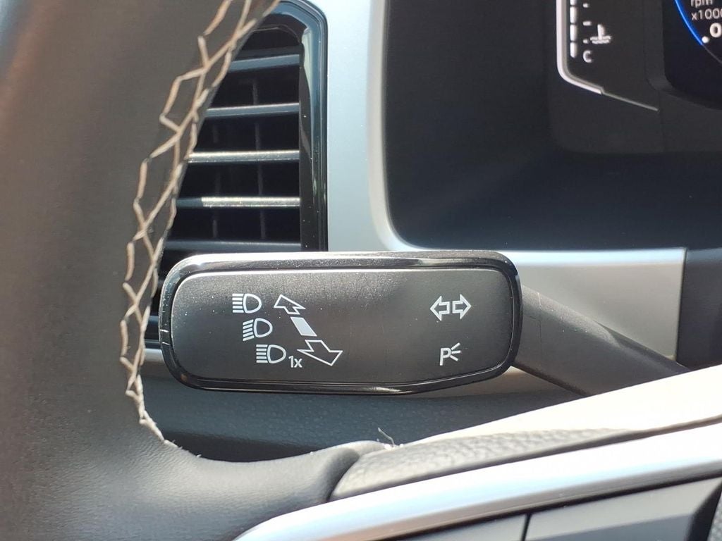 2022 Volkswagen Atlas 2.0T SE w/Technology
