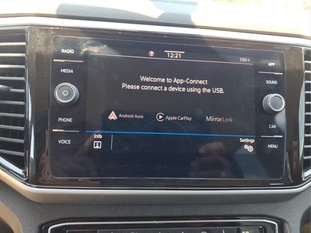 2023 Volkswagen Atlas 3.6L V6 SE w/Technology